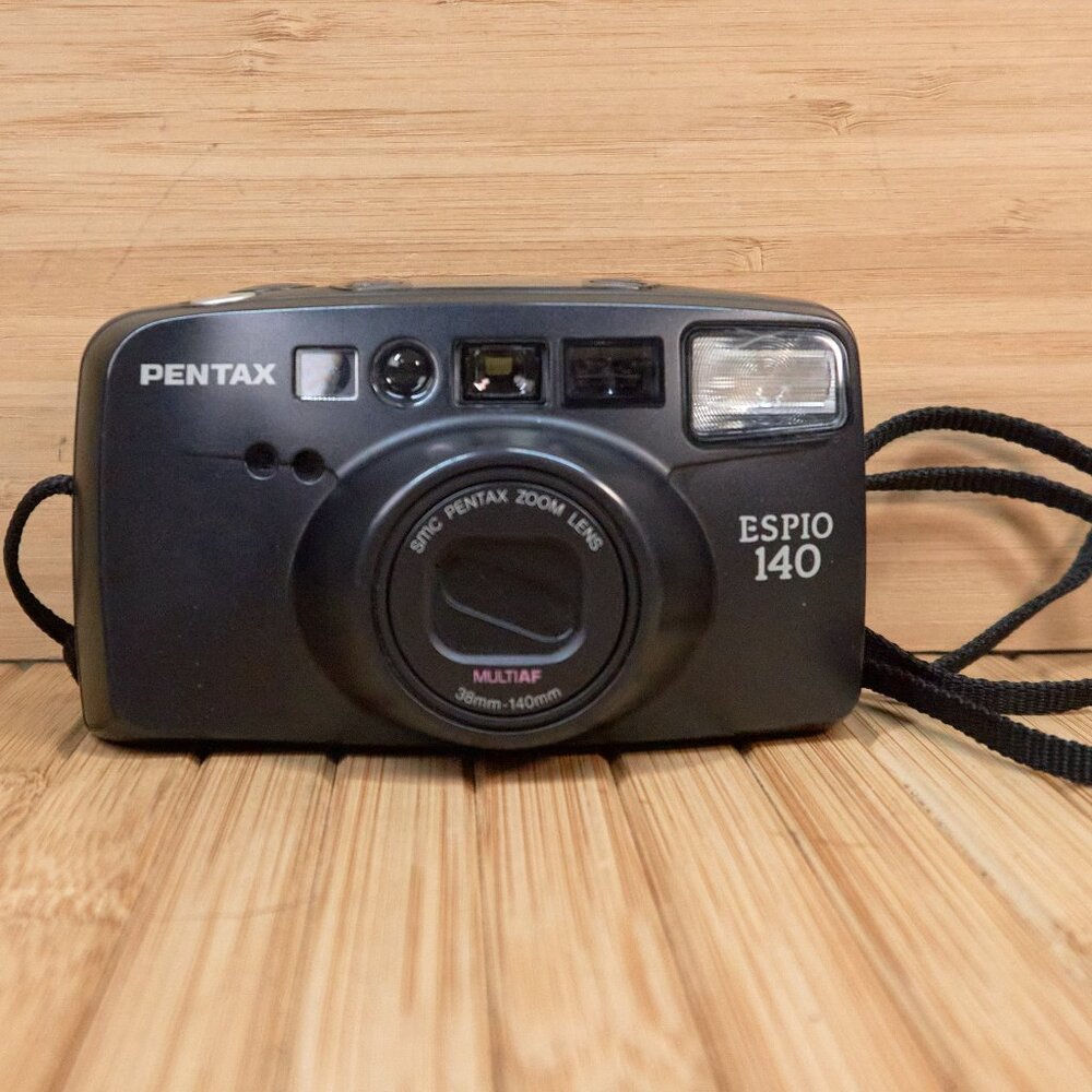 Pentax Espio 140 Point and Shot 35mm Film Camera, Pentax Zoom Lens 38-140mm